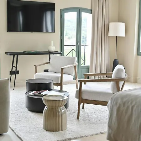 Luxury With Sea View In Vakantiehuis Le Lavandou